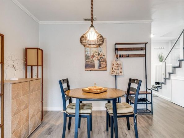 2816  Wycliff Avenue , Dallas Texas 75219