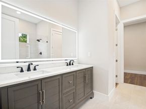 531  Shirley Court , Richardson Texas 75081