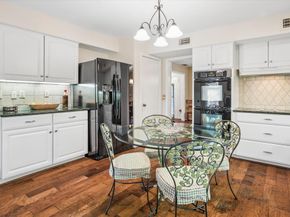 6991  Helsem Way  168, Dallas Texas 75230