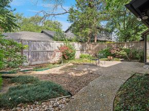 6991  Helsem Way  168, Dallas Texas 75230