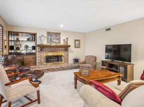 6991  Helsem Way  168, Dallas Texas 75230