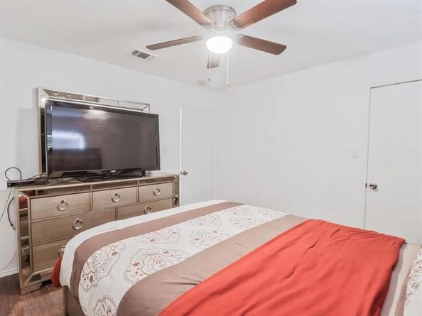 9403  Crimnson  , Dallas Texas 75217