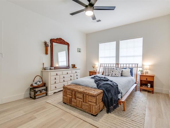 5400  Worth Street , Dallas Texas 75214