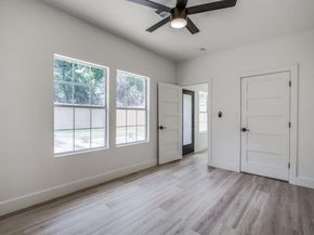 5400  Worth Street , Dallas Texas 75214