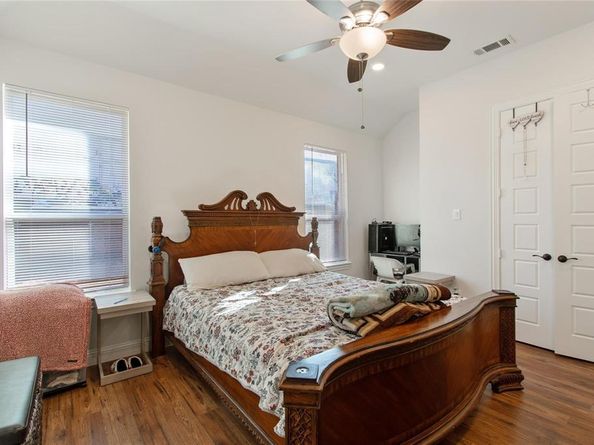 1930  Muncie Avenue , Dallas Texas 75212