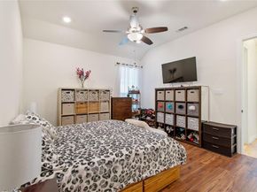 1930  Muncie Avenue , Dallas Texas 75212