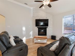 1930  Muncie Avenue , Dallas Texas 75212