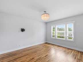 2001  Washington Avenue , Fort Worth Texas 76110