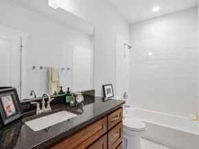 2001  Washington Avenue , Fort Worth Texas 76110