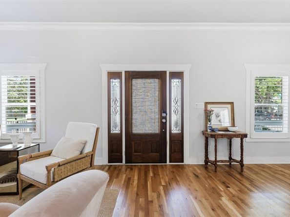 2001  Washington Avenue , Fort Worth Texas 76110
