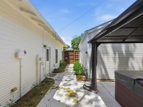 2001  Washington Avenue , Fort Worth Texas 76110