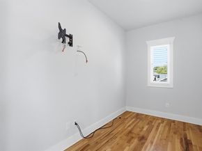 2001  Washington Avenue , Fort Worth Texas 76110