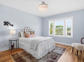2001  Washington Avenue , Fort Worth Texas 76110