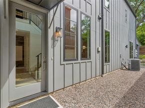 1228  Haines Avenue , Dallas Texas 75208