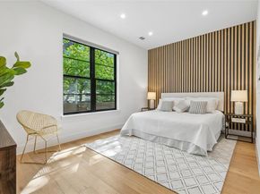 1228  Haines Avenue , Dallas Texas 75208