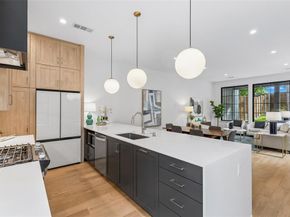 1228  Haines Avenue , Dallas Texas 75208