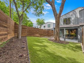 1228  Haines Avenue , Dallas Texas 75208