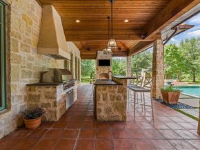 545 W Highland Street , Southlake Texas 76092
