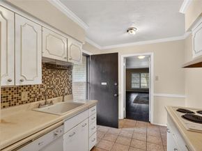11150  Valleydale Drive  D, Dallas Texas 75230