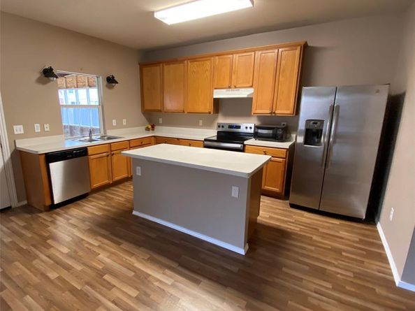 7515  Cresswell Drive , Arlington Texas 76001