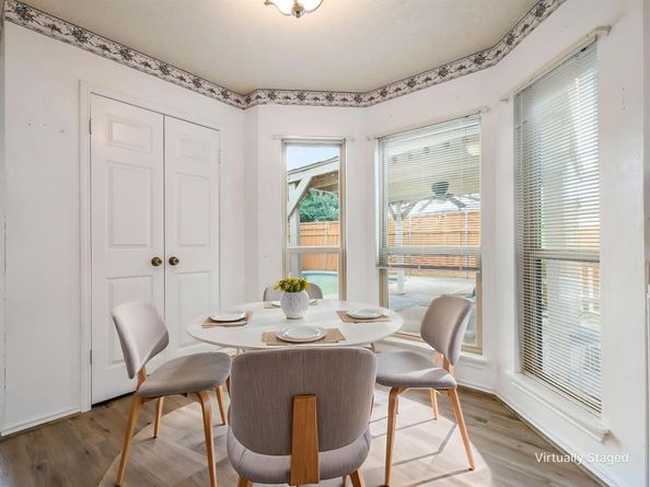 269 E Ridgegate Drive , Garland Texas 75040