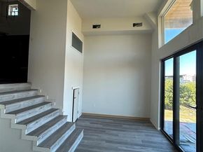 1401  Seegar Street , Dallas Texas 75215
