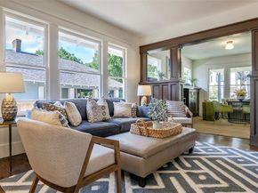 2716  College Avenue , Fort Worth Texas 76110