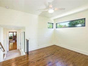 2716  College Avenue , Fort Worth Texas 76110