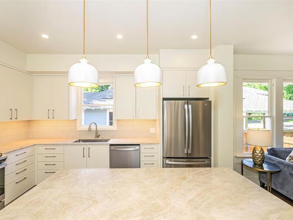 2716  College Avenue , Fort Worth Texas 76110