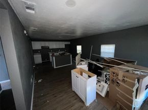 3116  6th Avenue , Fort Worth Texas 76110