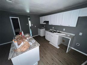 3116  6th Avenue , Fort Worth Texas 76110