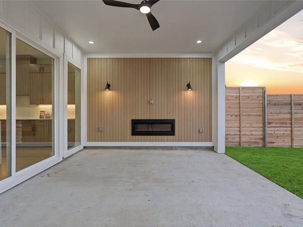 1843  Pollard Street , Dallas Texas 75208