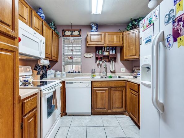 1106  Woburn Drive , Garland Texas 75043