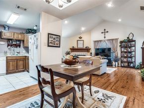 1106  Woburn Drive , Garland Texas 75043