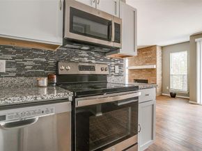 5806  Marvin Loving Drive  212, Garland Texas 75043