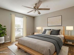 5806  Marvin Loving Drive  212, Garland Texas 75043