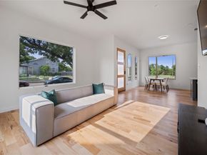 1350  Strickland Street , Dallas Texas 75216