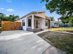 1350  Strickland Street , Dallas Texas 75216