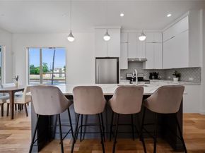 1350  Strickland Street , Dallas Texas 75216