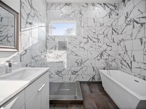 1350  Strickland Street , Dallas Texas 75216