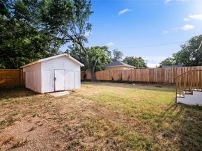 1350  Strickland Street , Dallas Texas 75216