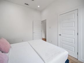 1350  Strickland Street , Dallas Texas 75216