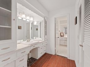 2218  Southridge Drive , Denton Texas 76205