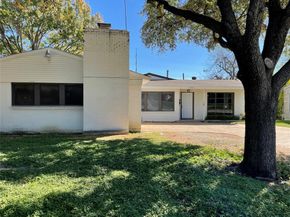 3563  South Drive , Fort Worth Texas 76109