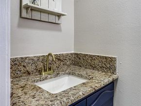 4233  Michael Lane , Fort Worth Texas 76126