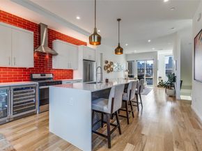 3812  San Jacinto Street  201, Dallas Texas 75204