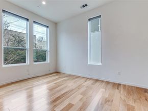 3812  San Jacinto Street  201, Dallas Texas 75204