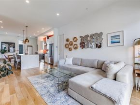 3812  San Jacinto Street  201, Dallas Texas 75204