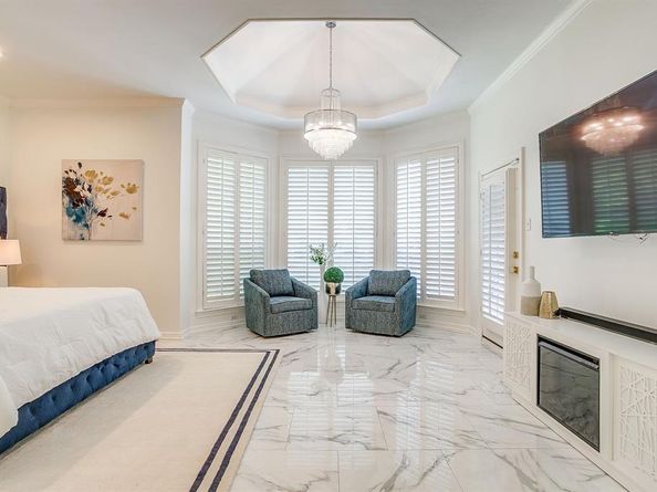 1227  Whispering Oaks Drive , DeSoto Texas 75115