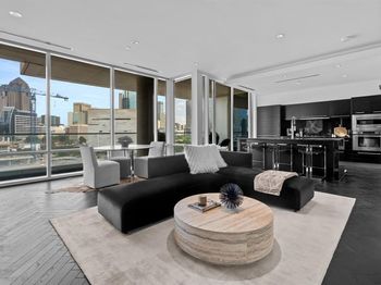2408  Victory Park Lane 